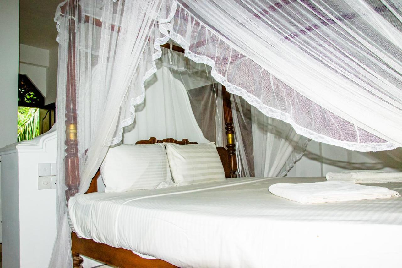 No Name Rest Hotel Унаватуна Екстериор снимка