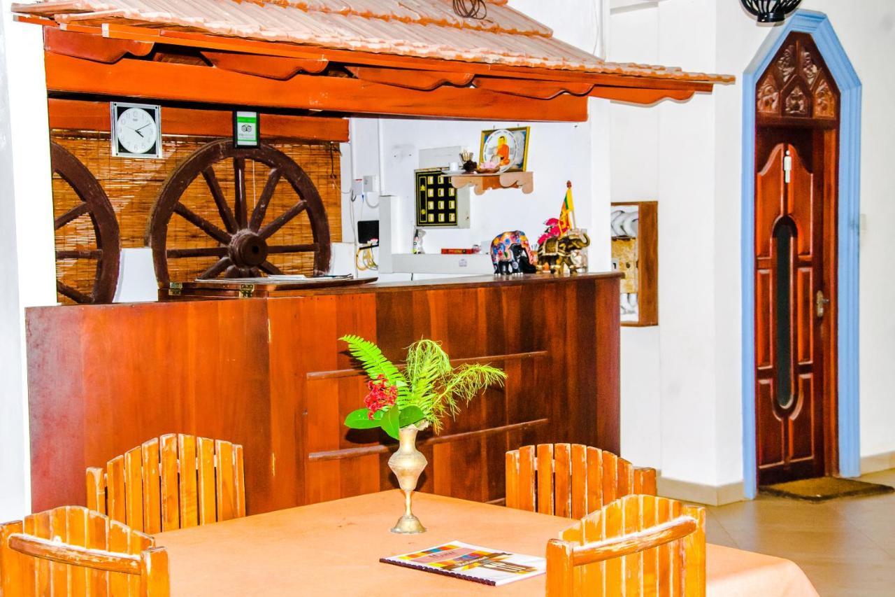No Name Rest Hotel Унаватуна Екстериор снимка