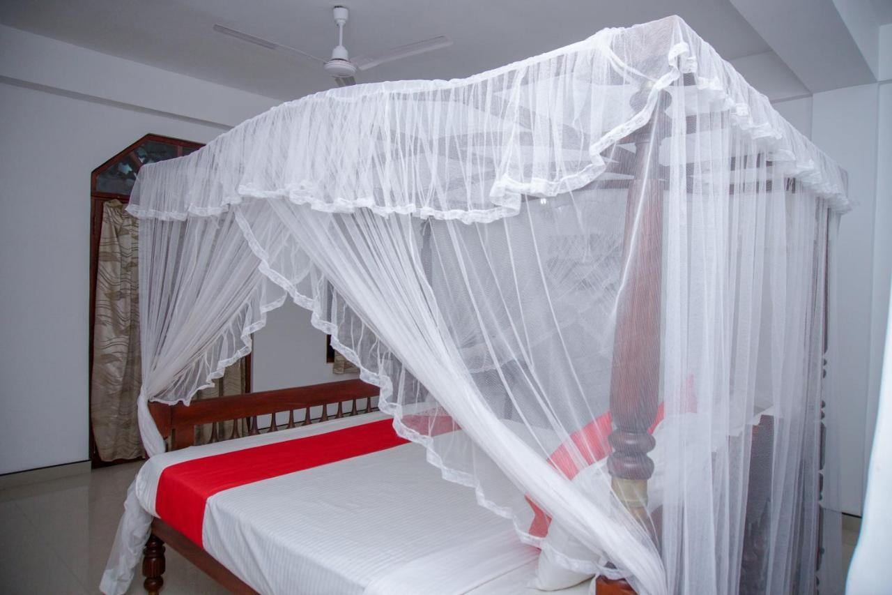 No Name Rest Hotel Унаватуна Екстериор снимка